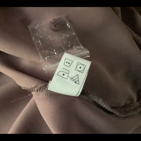 Classic Blouse - Picture 5 of 5